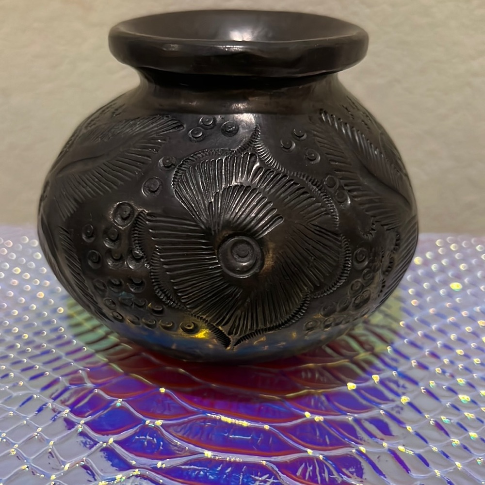 NWOT Original Hand-Carved Pottery, Historic Cultural Dark Brown Heavy